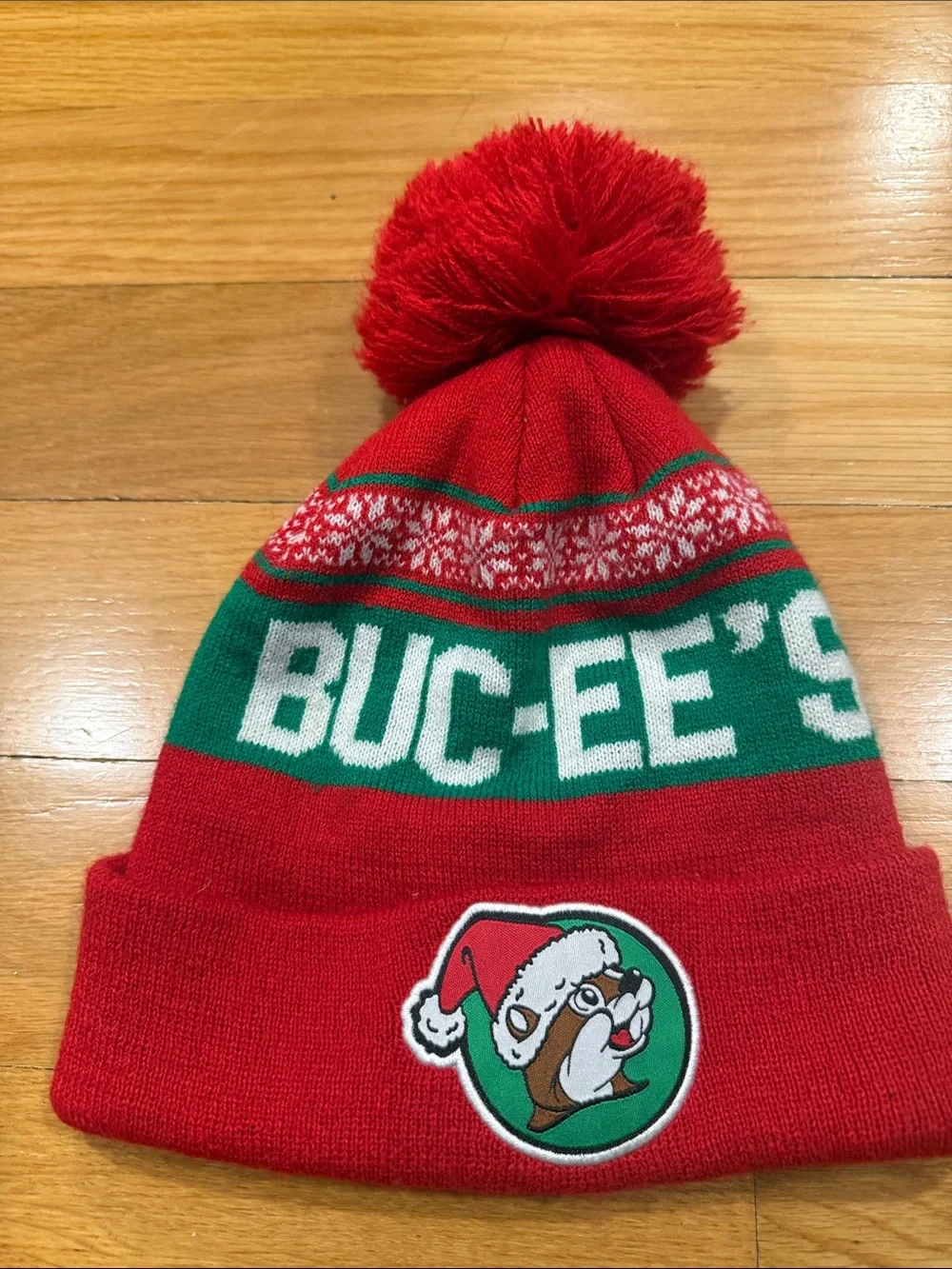 BUC-EE’S kids Christmas hat.